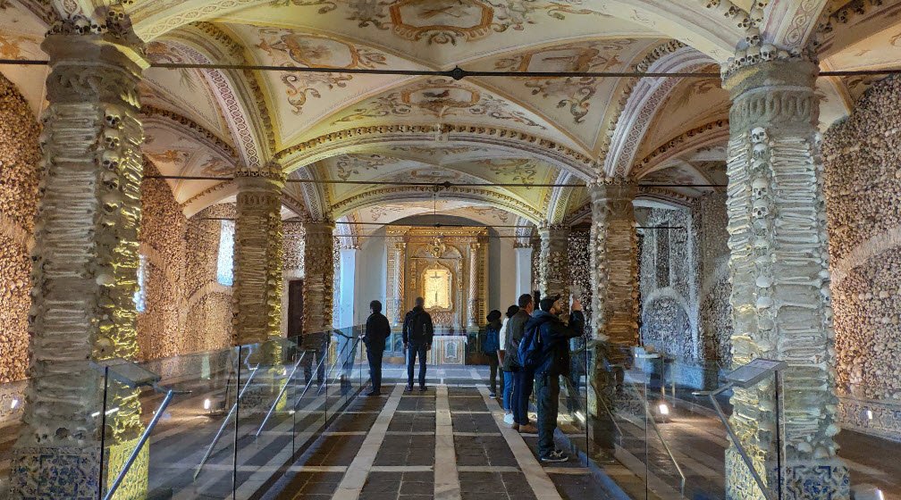 Chapel of Bones (Capela dos Ossos), Évora, Portugal